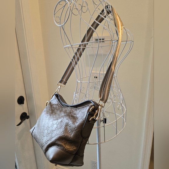 Gucci Guccissima Metallic Bronze Leather 2 Way Hobo bag - Picture 13 of 17